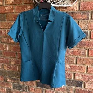 Figs Inala Caribbean Blue Scrub Top